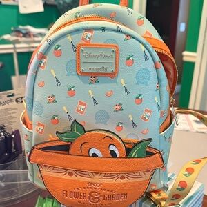 Loungefly Orange Bird backpack